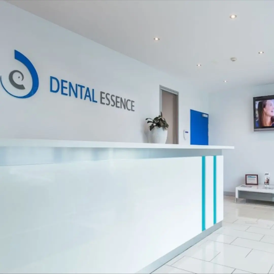 Book Your Complimentary Consultation For Smile Makeover