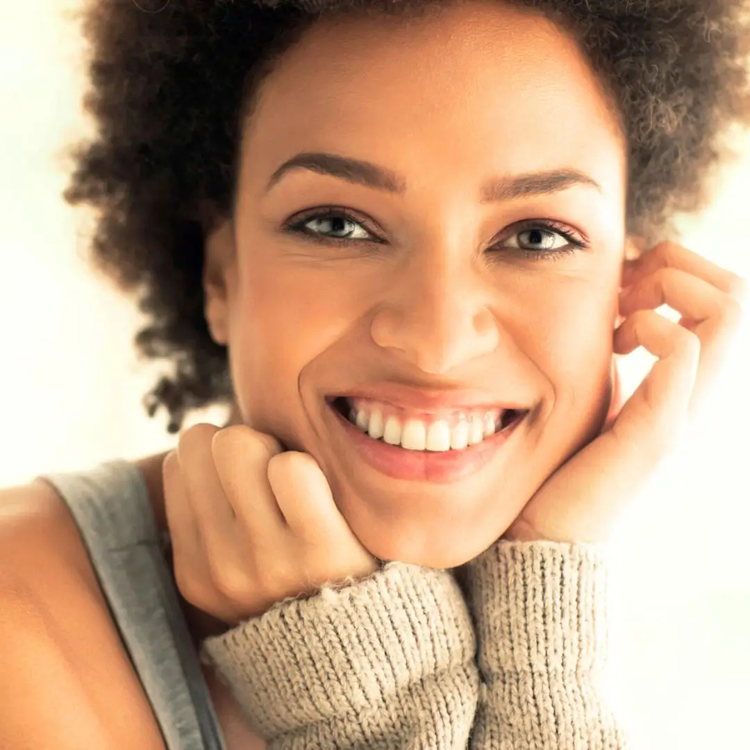 What are the Difference between Porcelain and Composite Veneers Which one is best